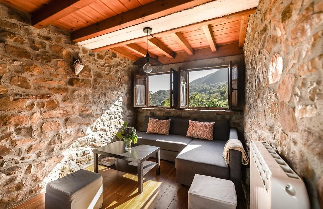 La Casona de Abajo Cerca de Cangas de Onís-1